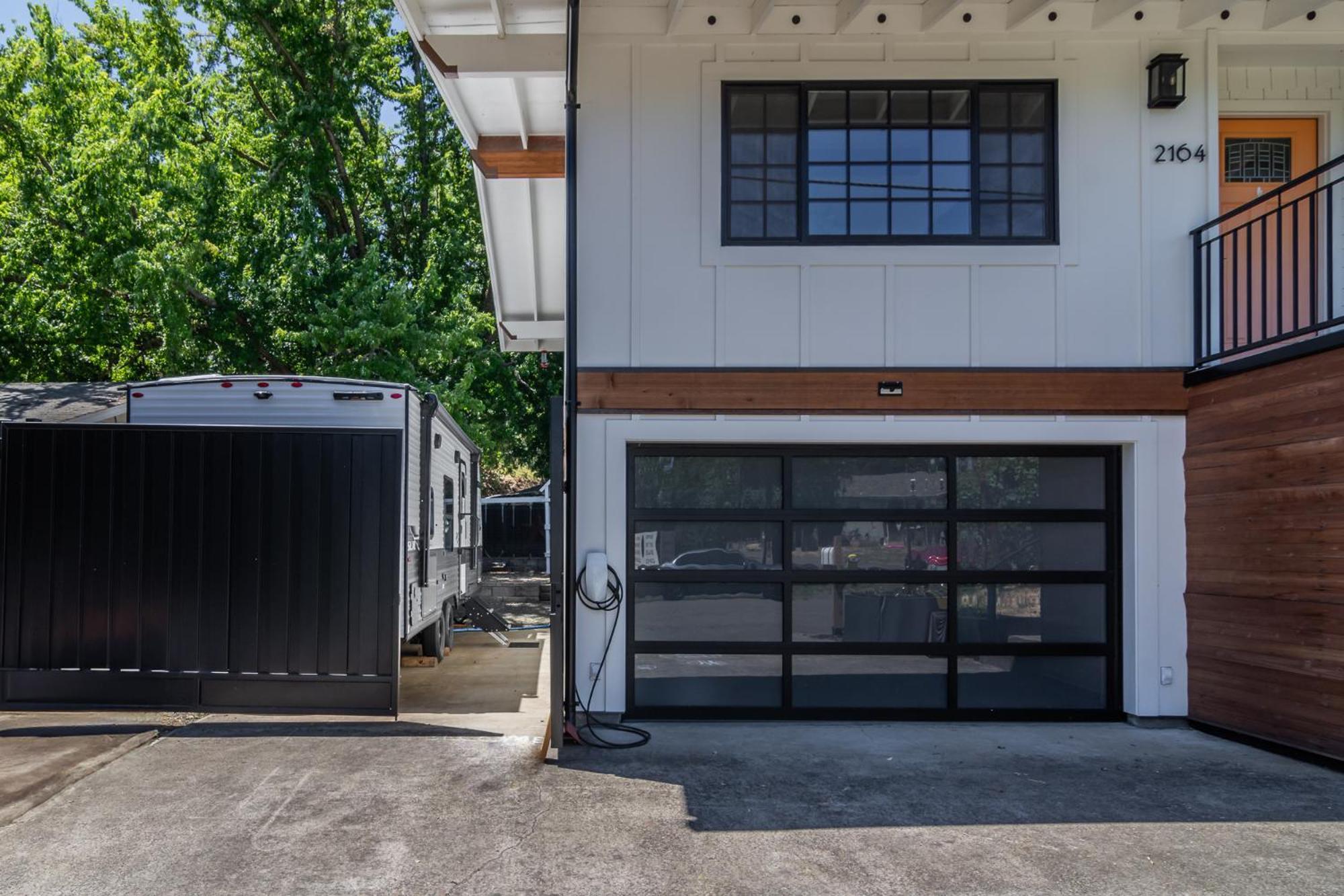 Chic Rv Retreat, Stunning Yard In Roseburg Hotel Exterior photo